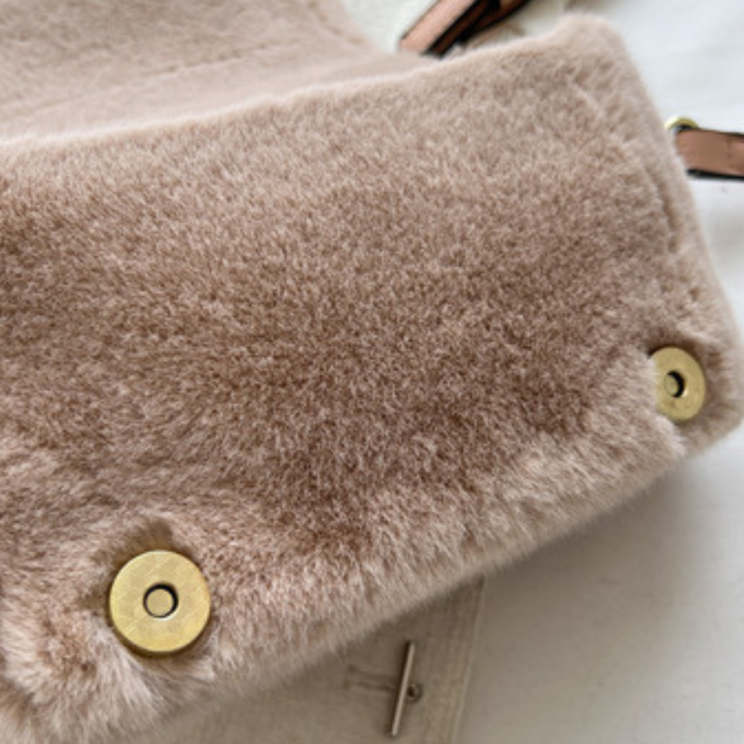 square fur bag lf2533