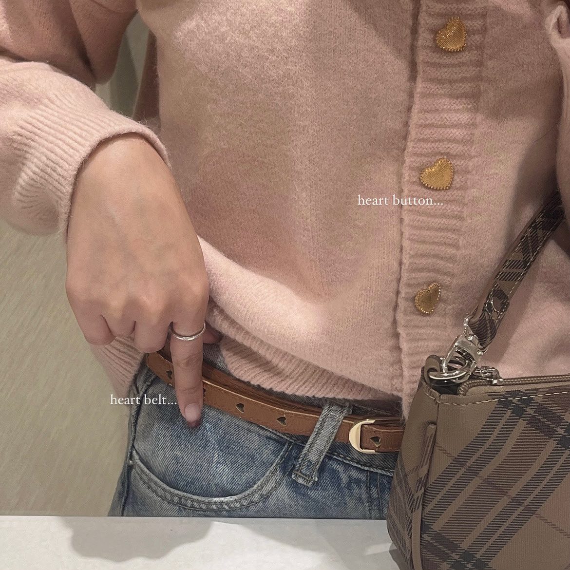 pale color heart button knit cardigan lf2535