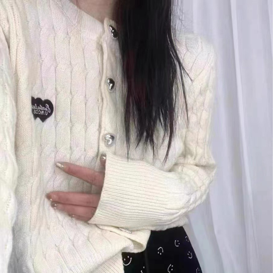 heart twist knit lf2709