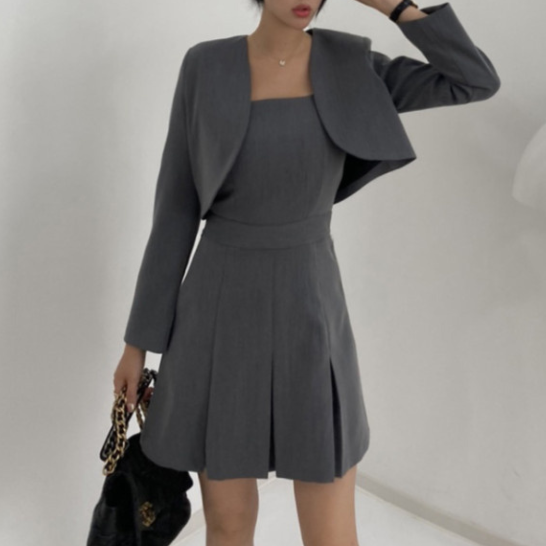 Short blazer + niche pleated suspenders dress suit lf2612