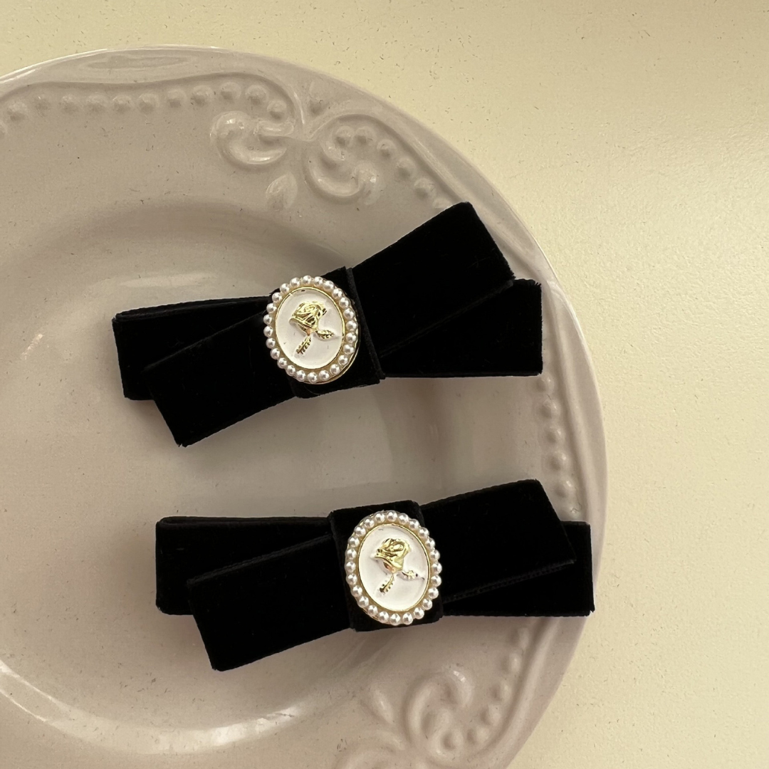 rose emblem ribbon hair clip lf2039