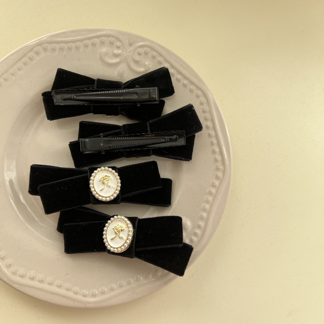 rose emblem ribbon hair clip lf2039