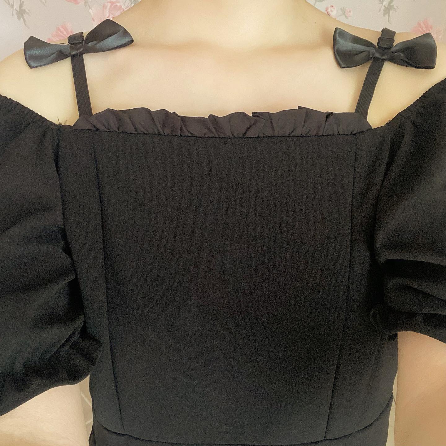 【即納】ribbon shoulder black onepiece lf-s1040
